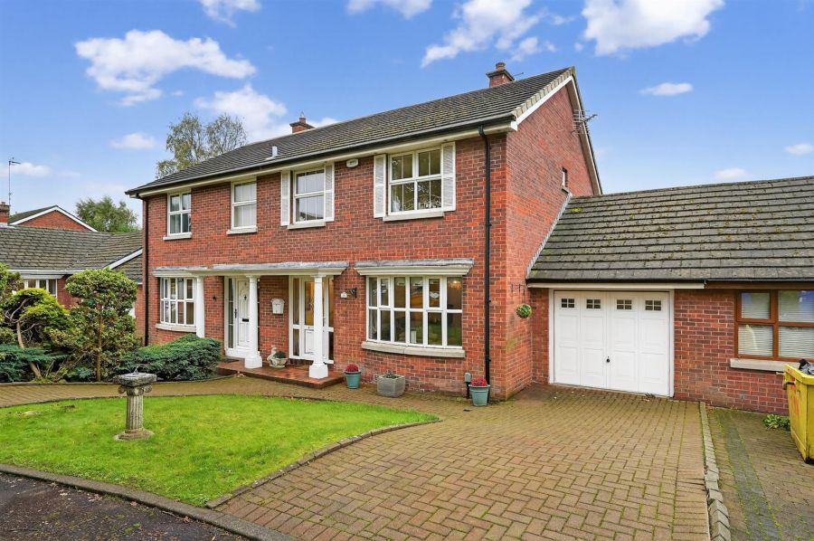 5 Oakwood Grove, South Belfast, Belfast, BT9 6DE