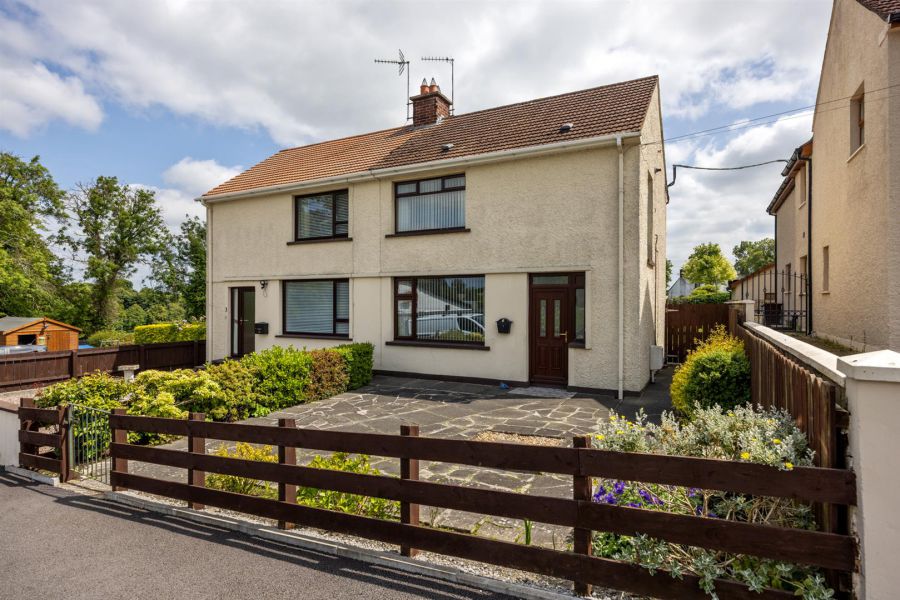 4 Hillside, ballynahinch, BT24 8PS