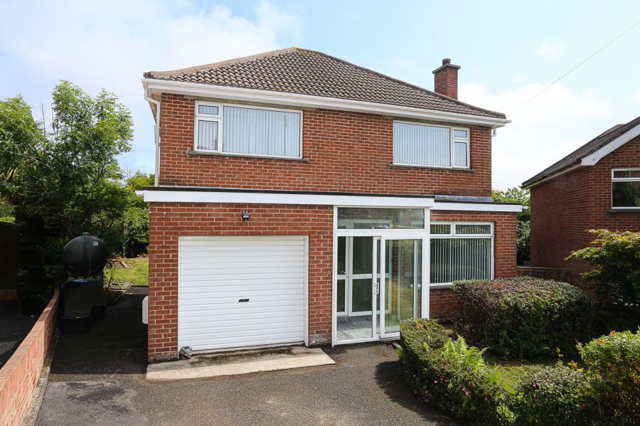 17 Grange Avenue, bangor, BT20 3QF