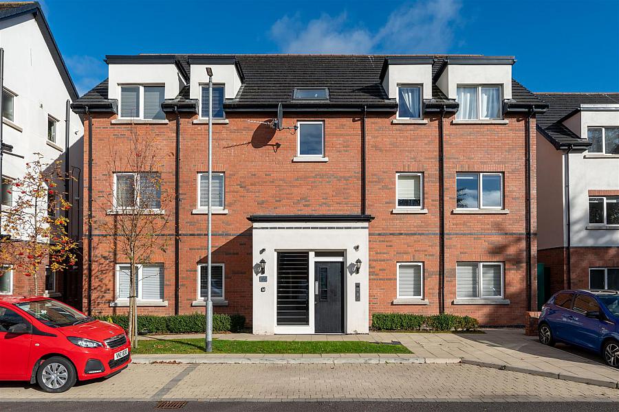Apt 3, 2 Loughan Hall, Dundonald, BT16 2FP