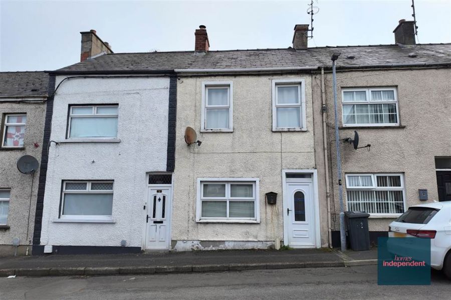 50 Moat Road, Ballymena, BT42 4DA