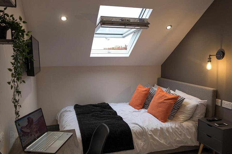 Room 4, 42 Grace Avenue, Belfast, BT5 5JH