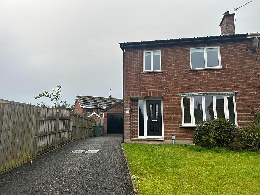 15 Ashvale Drive, Royal Hillsborough, BT26 6DN