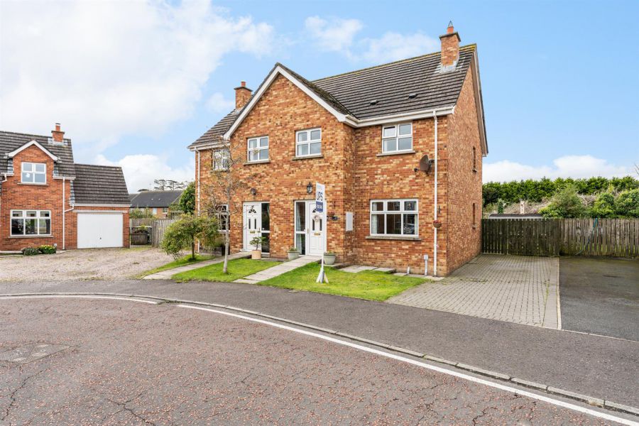 21 Demesne Crescent, Ballywalter, BT22 2UE