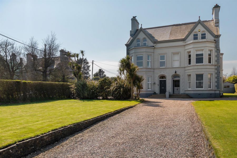 42 Warren Road, donaghadee, BT21 0PD