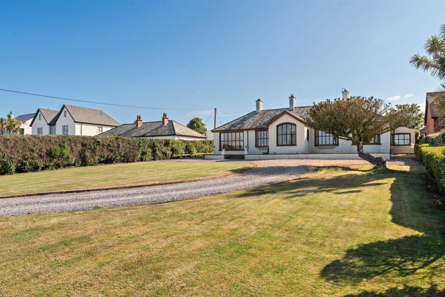 118 Warren Road, Donaghadee, BT21 0PQ