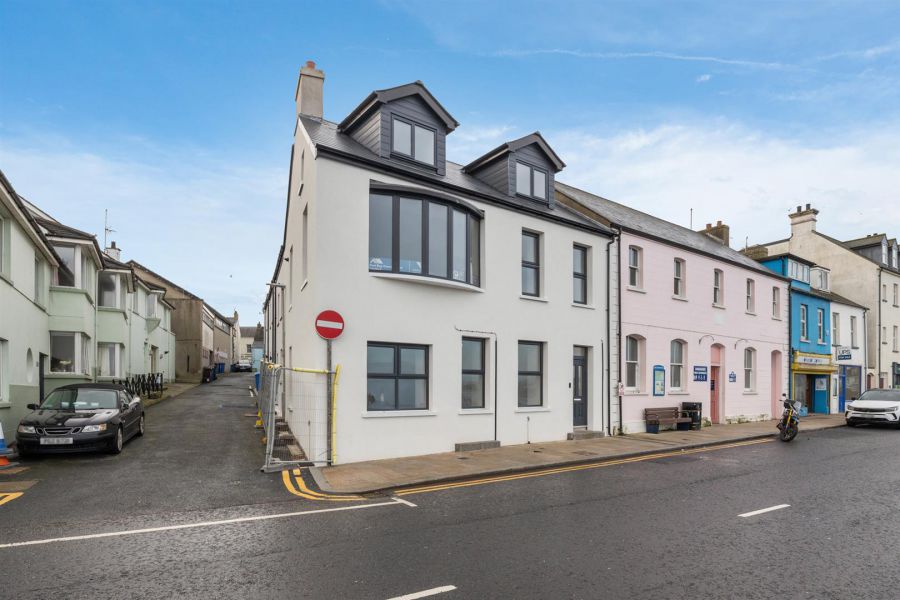 7 Parade, Donaghadee, BT21 0AE