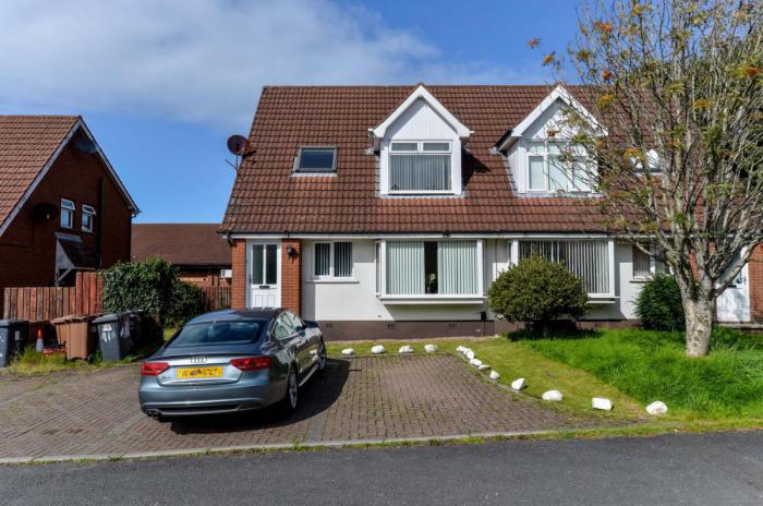 41b Carnbrae Park, belfast, county down, BT8 6TP