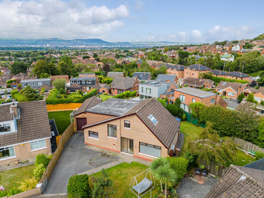 4 Glenhugh Crescent, Belfast, County Down, BT8 7PG