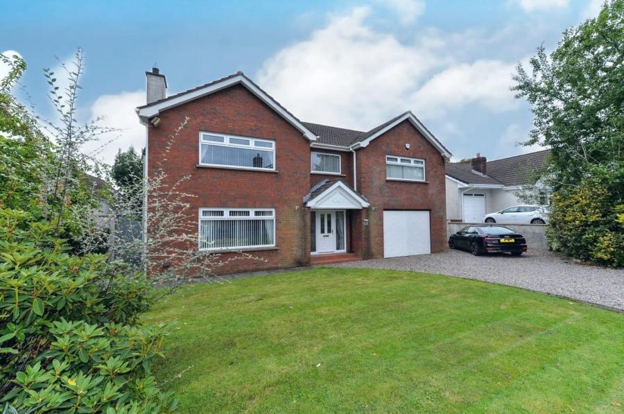 32 Red Fort Drive, Carrickfergus, County Antrim, BT38 9EN