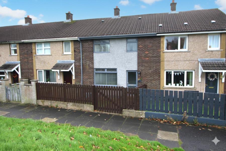27 Carnhill Walk, Carrickfergus, County Antrim, BT38 7RG