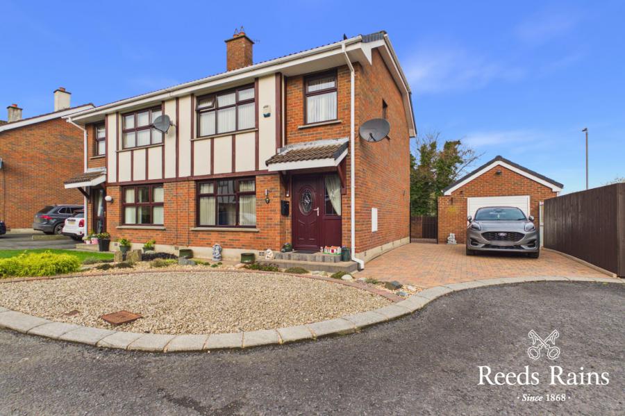 8 Hermitage, Hillsborough, County Down, BT26 6RJ