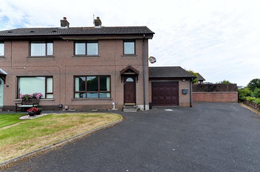 8 Rosslyn Park, newtownards, county down, BT23 8WP