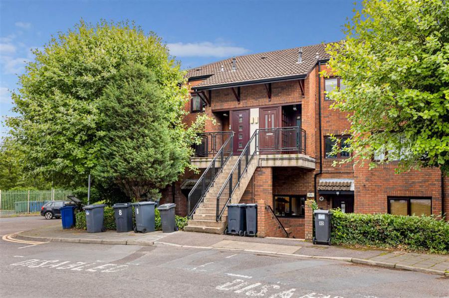 8c Stranmillis Court, off stranmillis  road, BT9 5EU