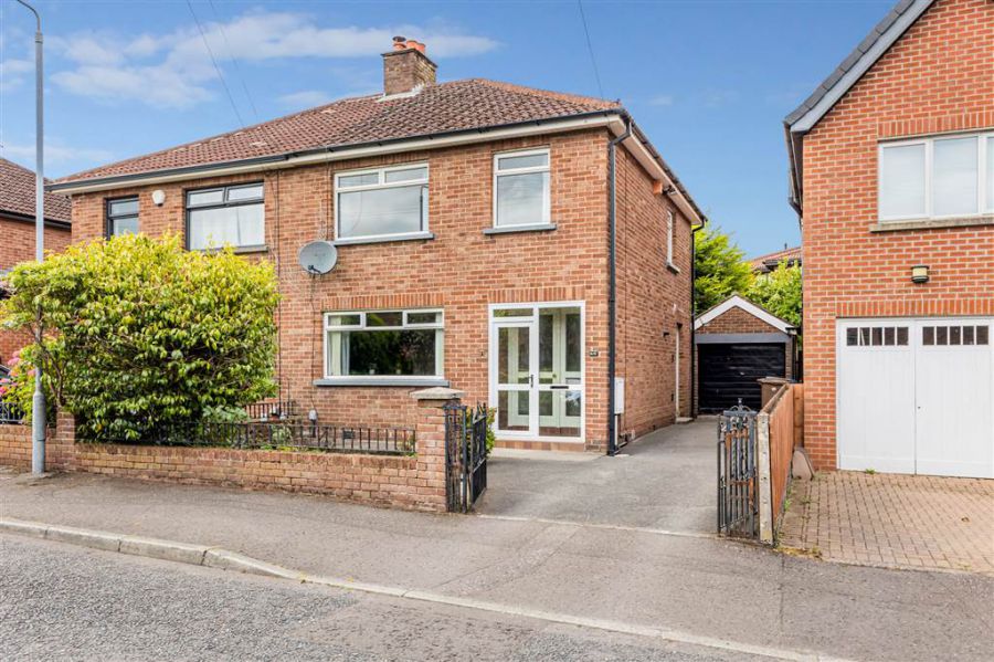 44 Prince Edward Park, stranmillis, belfast, BT9 5FZ