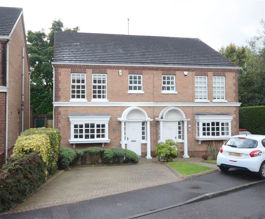 17 Broomhill Manor, Off Stranmillis Road, BT9 5HG