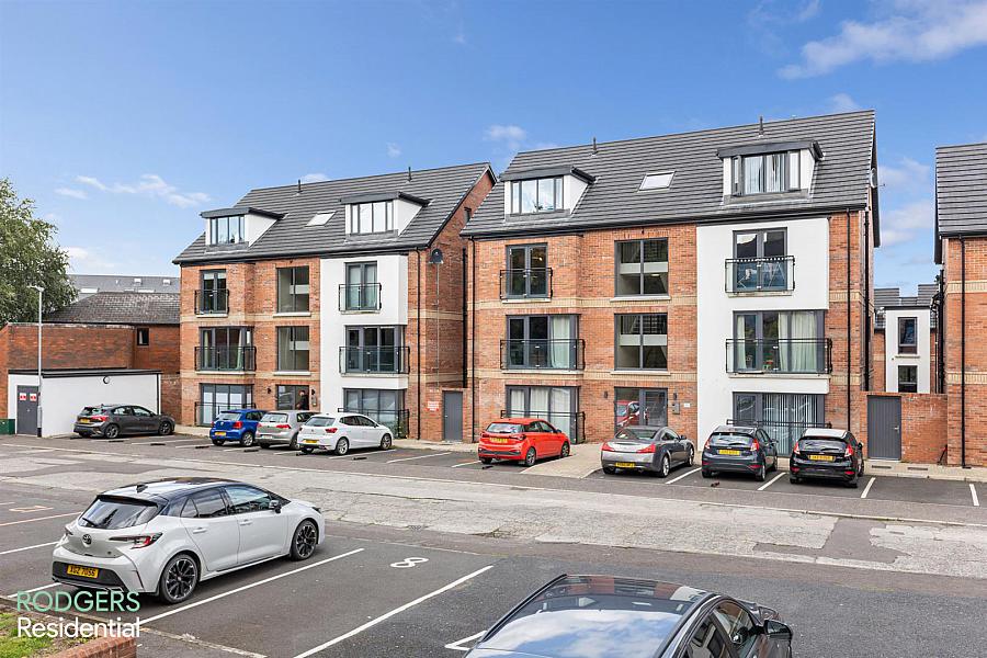 Apt 7, 1 Utility Street, Belfast, BT12 5JS