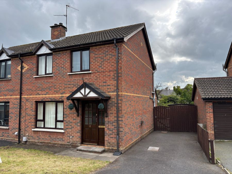 12 Demesne Grove, Moira, BT67 0DS