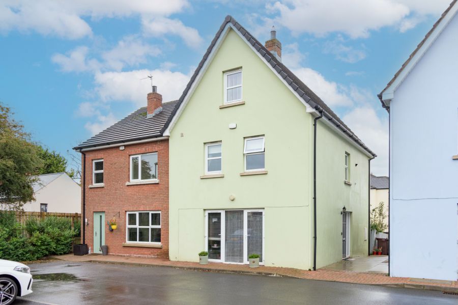 5 Kingsfort Square, Moira, BT67 0UW