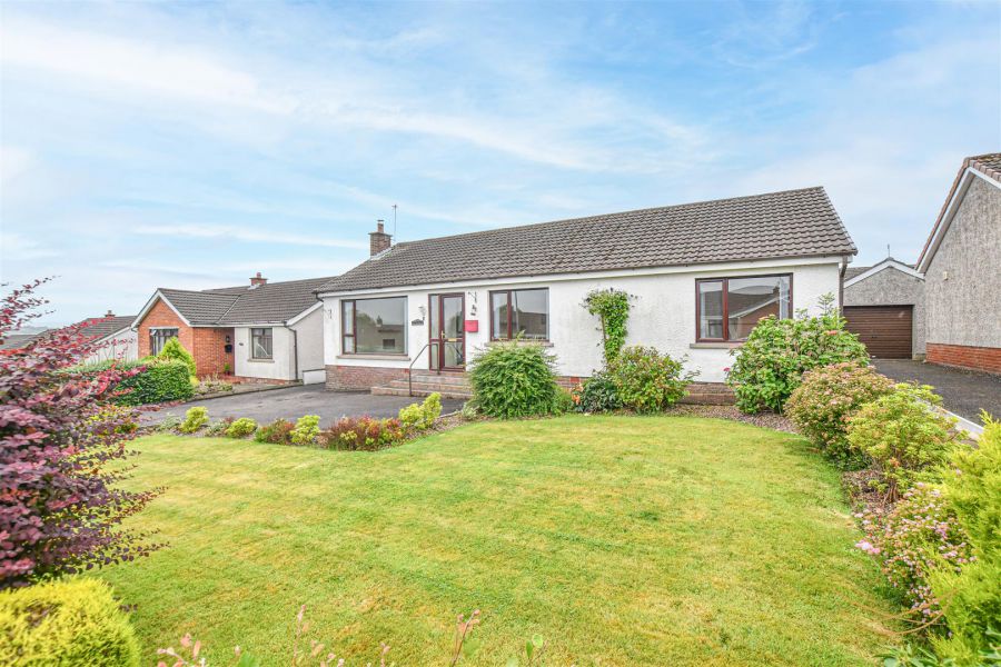 11 Rathmena Park, ballyclare, BT39 9HY