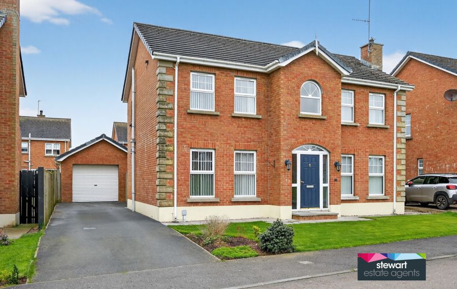 138 Monree Hill, Donaghcloney, BT66 7GZ