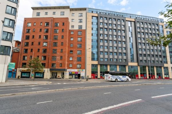 407 College Court Central, belfast, BT1 6BZ