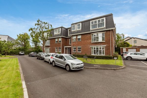 26 Thornhill Malone, belfast, BT9 6SP