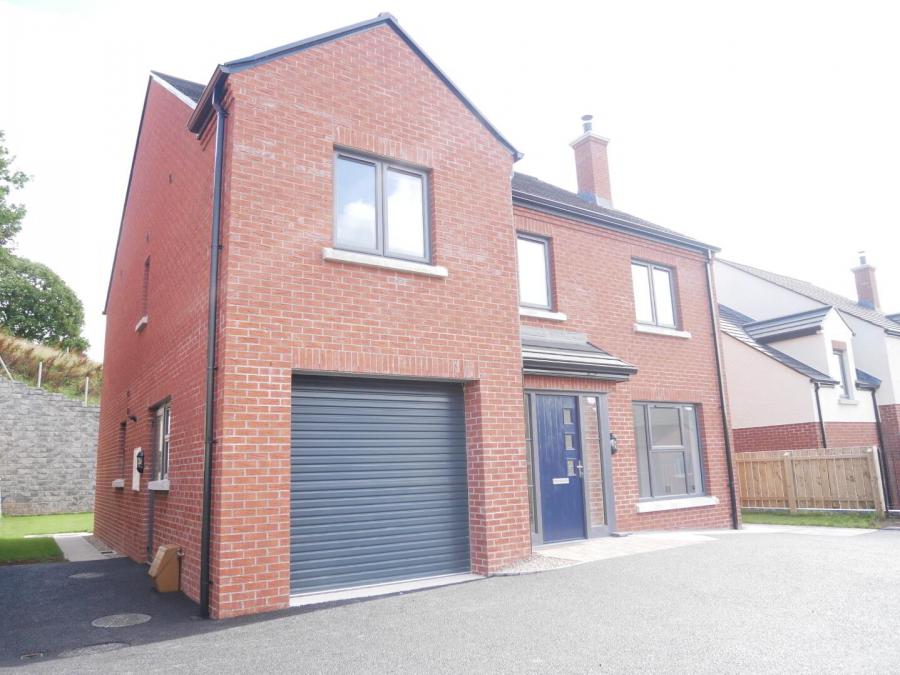 30, Drumgarrow Avenue, Enniskillen