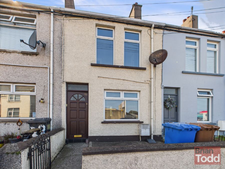 40 Old Glenarm Road, Larne, BT40 1NQ
