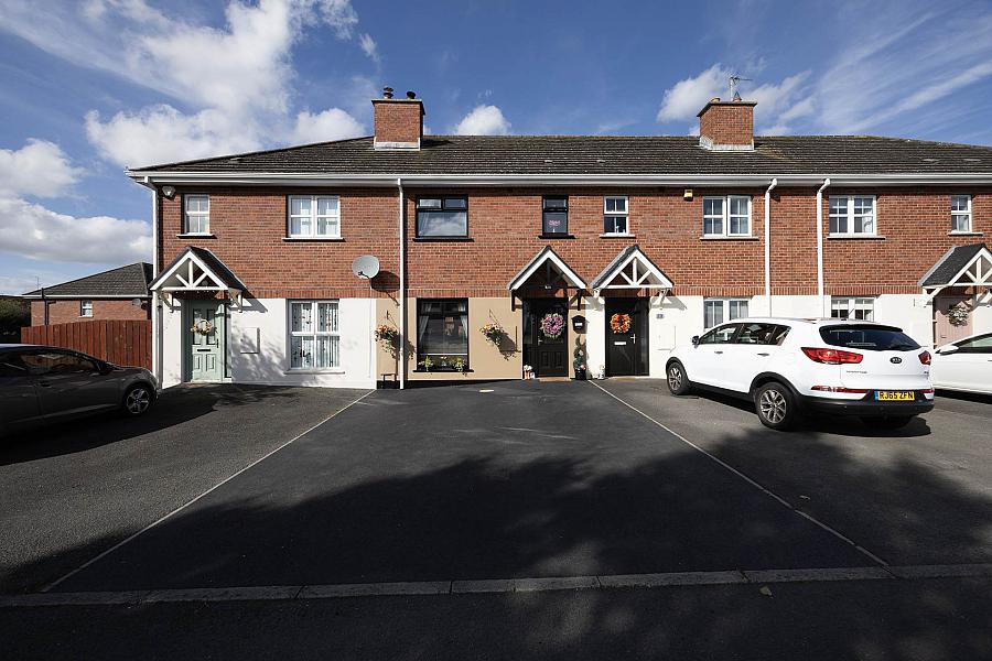 11 Ballynadrone Meadows, Magheralin, Craigavon, BT67 0FY