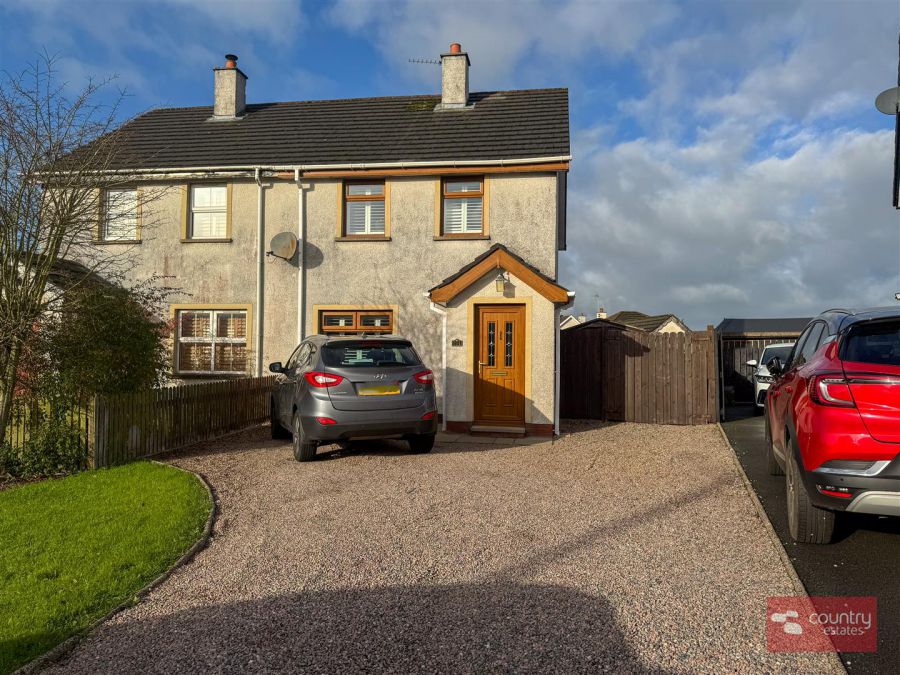 111 Ballyeaston Road, Ballyclare, BT39 9SG