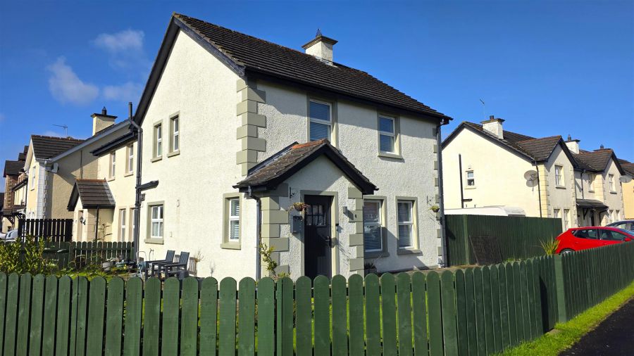 6 Millhouse Glen, Antrim, BT41 2UJ