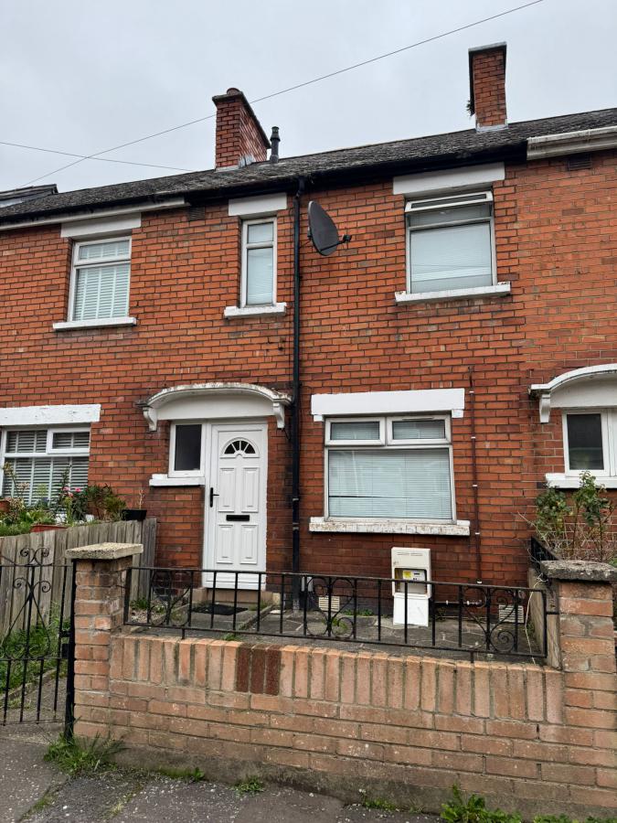 62 Florida Drive, Belfast, BT6 8EX