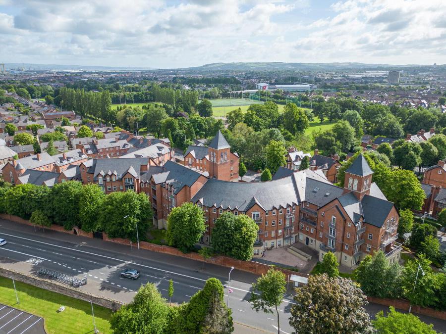 Apt 21, Bell Towers South 3 Ravenhill Road, Belfast, BT6 0GR