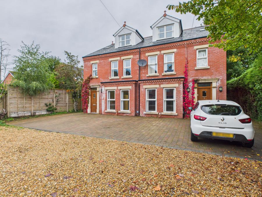 3  Kincora Mews, Belfast, BT4 3DN