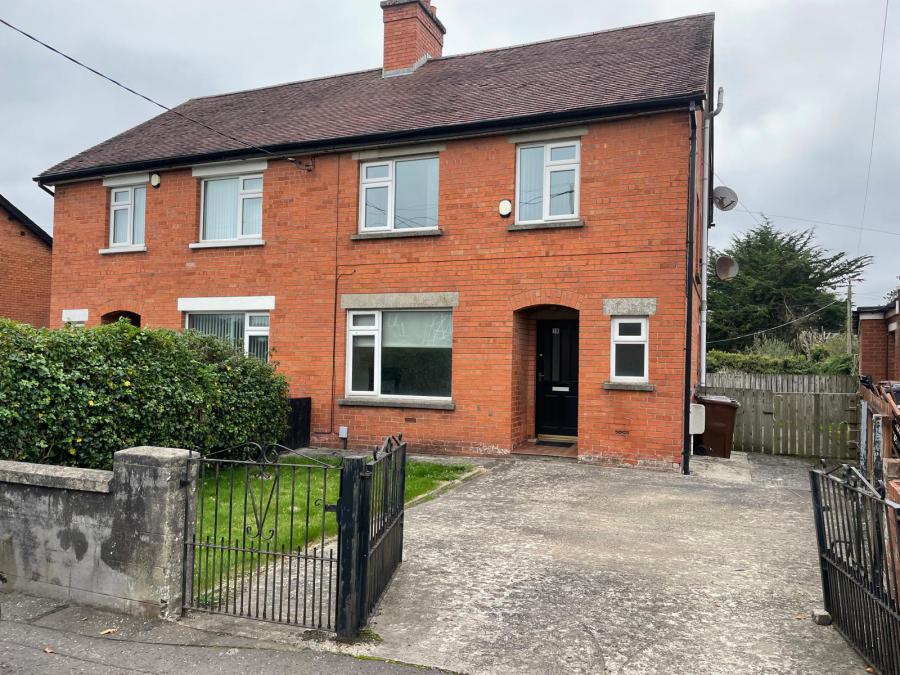 18  School Road, Belfast, BT8 6BT