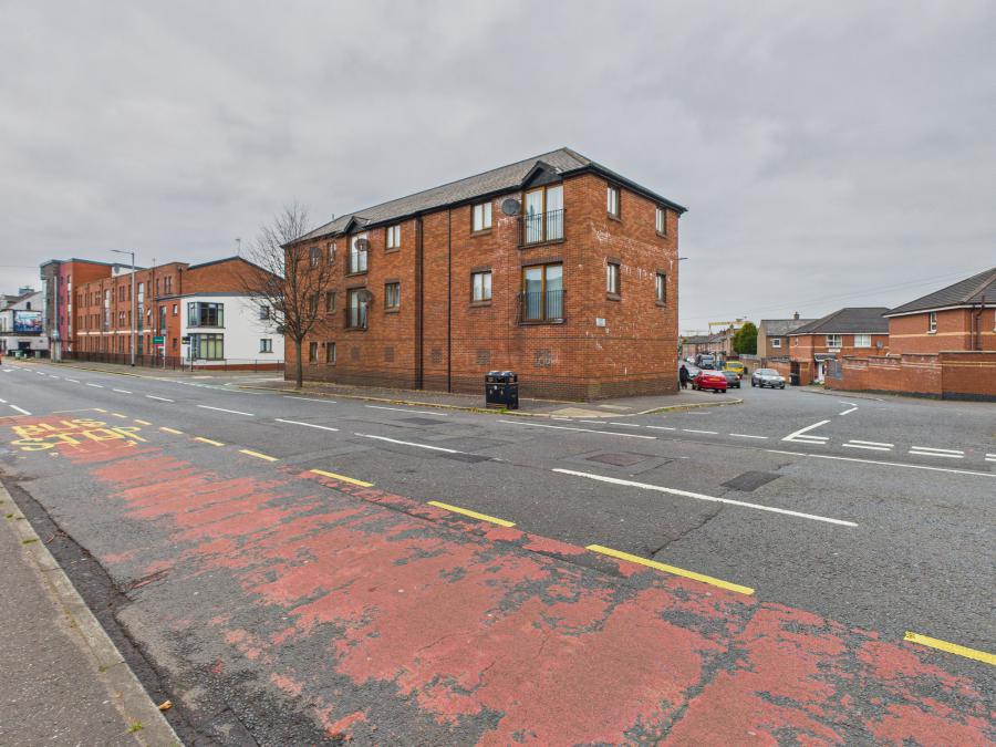 9, John Longs  102-110 Beersbridge Road, Belfast, BT5 4RX