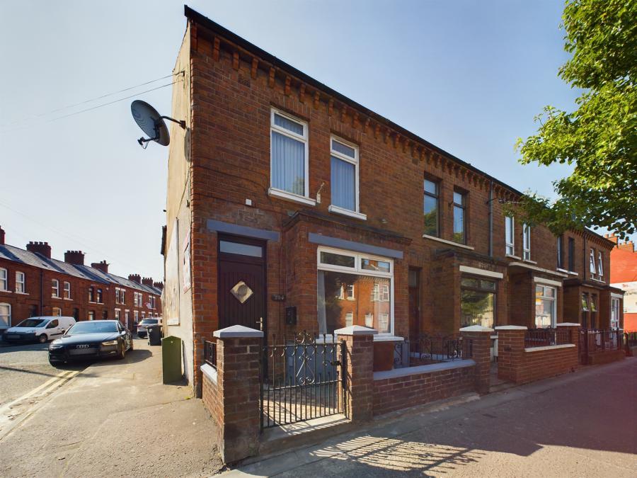 204 Donegall Road, Belfast, BT12 5NE