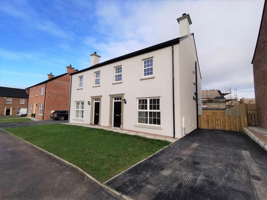 95, Dicksons Wood, craigavon