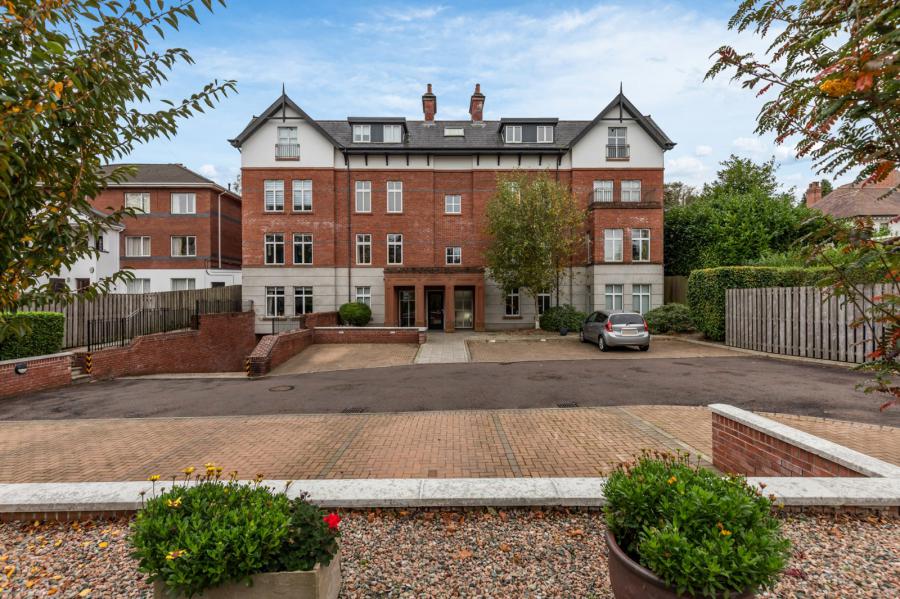 Apartment 2, 1 Deramore Park South, Belfast, County Antrim, BT9 5JJ