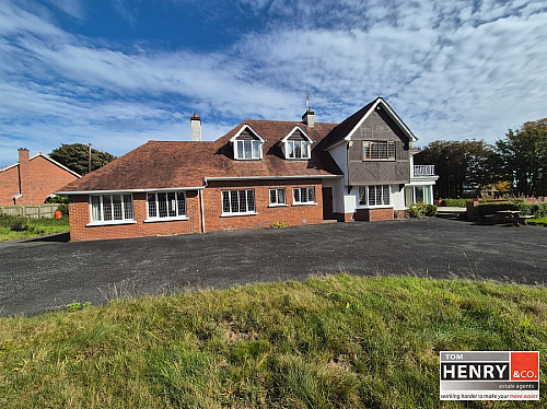 Residence With Store At 8 Killyneill Road, Dungannon, BT71 6LL