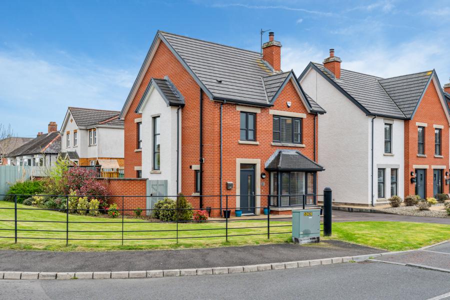 2 Evesham Lane, Bangor, County Down, BT19 1FU