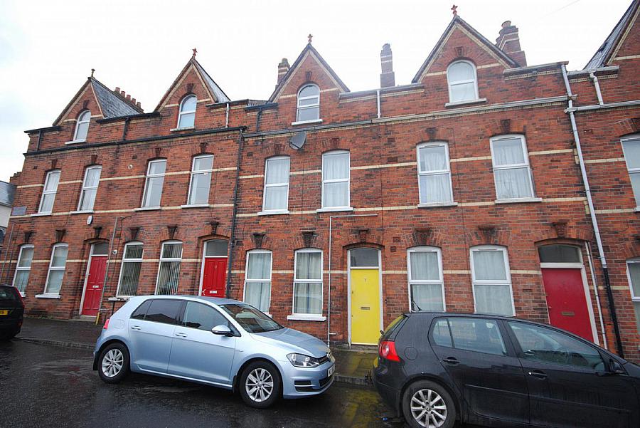 7 Ulsterville Place, lisburn road, belfast, BT9 7BH