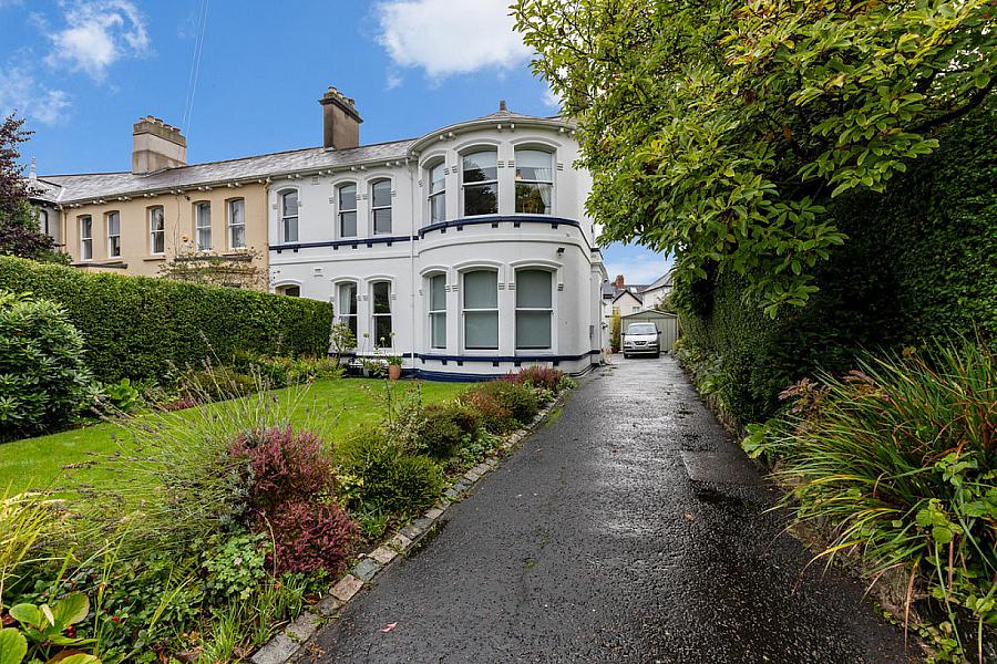 40 Marlborough Park South, Belfast, BT9 6HR