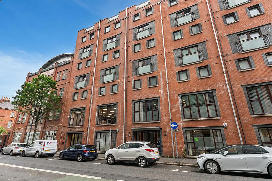 Apartment 5 Winter Gardens, 34 alfred street, belfast, BT2 8EP