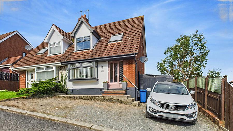 47 Carlton Heights, Bangor, BT19 6ZB