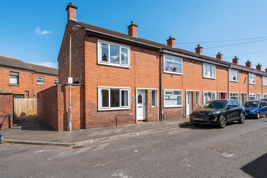 32 Hornby Street, belfast, BT5 4JJ