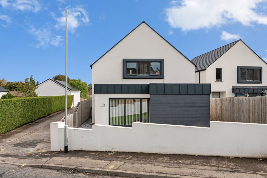 10 Gransha Lane, Dundonald, Belfast, BT16 2HA