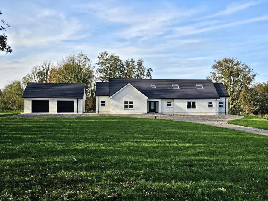 7 Drumhirk Road, Carrybridge, Lisbellaw, BT94 5LE