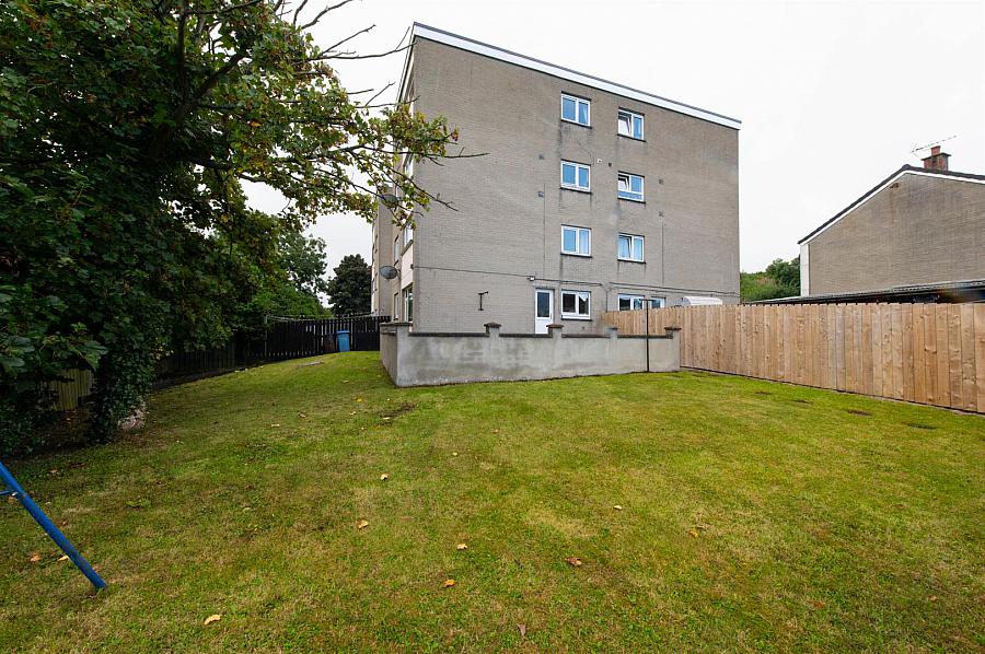 32 Hillcrest Drive, Ballynahinch, BT24 8HE